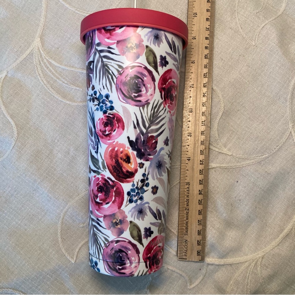 Stainless Steel Floral Tumbler with Pink Lid. Liquid cold for 18 hours with ice!